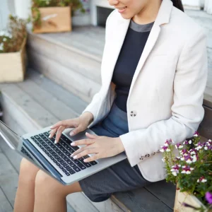 How to Develop a Unique Brand Voice in Writing?